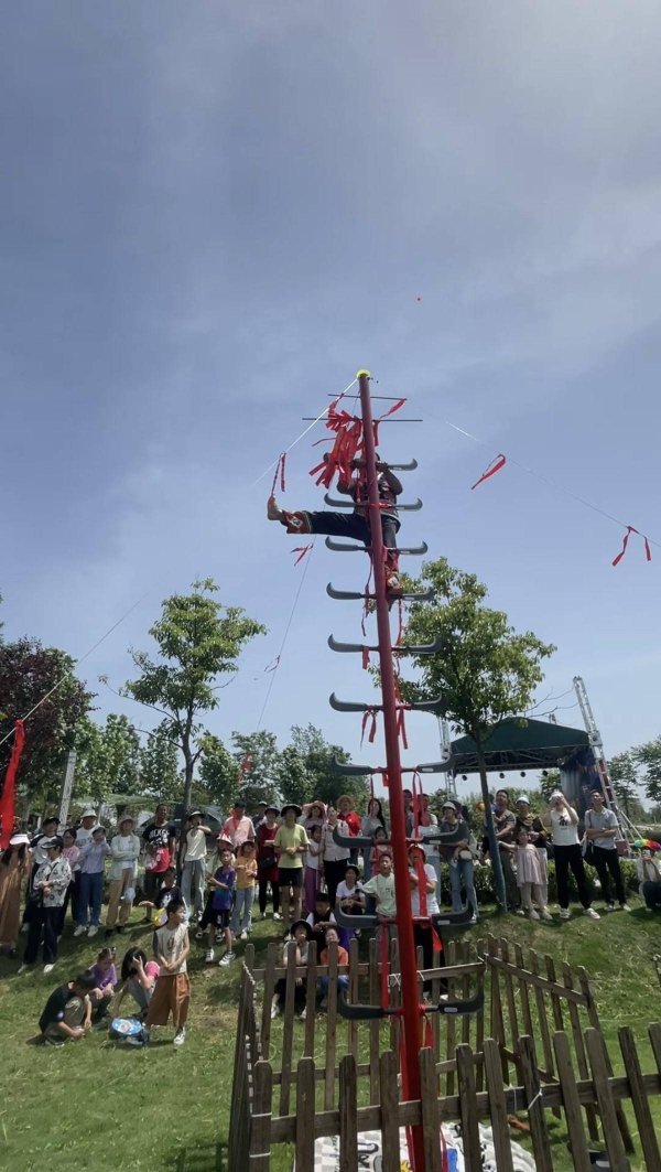 易富配资 “南瓜王国”引爆五一！洞庭湖文旅新晋顶流度假区单日游客破万